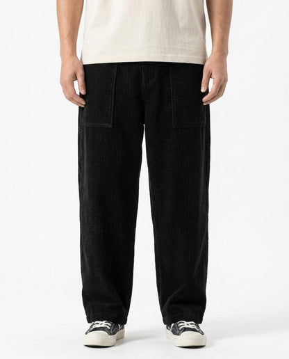 Nordara - Rasen | Weit Geschnittene Cord Hose Unisex